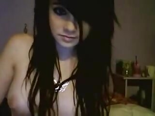 Black-haired emo girl pounded herself on webcam